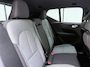 Volvo XC40 B3 177pk Plus Black Edition / Harman Kardon audio / Lighting / Elektrische stoelen met geheugen /