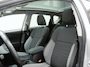 Toyota Auris 1.2T Trend | NL Auto | Navigatie | Panorama dak |