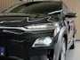Hyundai Kona Electric EV 64 kWh SOH 100% NavI | Warmtepomp | Stoel & Stuur verwarming | 17" | ACC | 100 % elk jaar Dealer onderhouden!