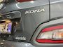 Hyundai Kona Electric EV 64 kWh SOH 100% NavI | Warmtepomp | Stoel & Stuur verwarming | 17" | ACC | 100 % elk jaar Dealer onderhouden!