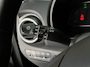 Hyundai Kona Electric EV 64 kWh SOH 100% NavI | Warmtepomp | Stoel & Stuur verwarming | 17" | ACC | 100 % elk jaar Dealer onderhouden!