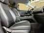 Hyundai Kona Electric EV 64 kWh SOH 100% NavI | Warmtepomp | Stoel & Stuur verwarming | 17" | ACC | 100 % elk jaar Dealer onderhouden!