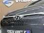 Hyundai Kona Electric EV 64 kWh SOH 100% NavI | Warmtepomp | Stoel & Stuur verwarming | 17" | ACC | 100 % elk jaar Dealer onderhouden!