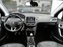 Peugeot 2008 1.2 PureTech Blue Lease Allure | 130 PK | Nieuwe distributieriem | Panoramadak | Climate Control | Achteruitrijcamera | Cruise Control | Trekhaak | Half leder | Lichtmetalen velgen | NAP