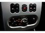 Dacia Sandero 1.2 Blackline. AIRCO EL. RAMEN + SPIEGELS TREKHAAK LMV
