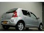 Dacia Sandero 1.2 Blackline. AIRCO EL. RAMEN + SPIEGELS TREKHAAK LMV