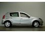Dacia Sandero 1.2 Blackline. AIRCO EL. RAMEN + SPIEGELS TREKHAAK LMV