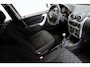Dacia Sandero 1.2 Blackline. AIRCO EL. RAMEN + SPIEGELS TREKHAAK LMV