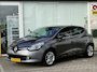 Renault Clio 0.9 TCe Limited | NAP | Dealer onderhouden | Trekhaak | DAB | Cruise Control | Airco | Lichtmetaal | Parkeersensoren |