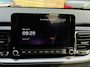 Kia Stonic 1.0 T-GDi MHEV DynamicPlusLine Camera Carplay StuurAssist PDC LMV Nando Grey