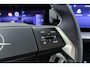Opel Frontera 1.2 Turbo Hybrid GS 7p. | 145pk | Navigatie | Camera achter | Climate Control | Stoel- en stuurverwarming | Parkeersensoren voor en achter | LED verlichting | Verwarmde voorruit