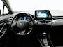 Toyota C-HR / C-HR+ 1.8 Hybrid Dynamic | Parkeersensoren V+A | Navigatie | Stoelverwarming |