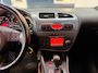 SEAT Leon 2.0 FSI Streetstyle / AUTOMAAT / DEALER ONDERHOUDEN / RIJDT SCHAKELT GOED