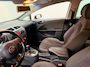 SEAT Leon 2.0 FSI Streetstyle / AUTOMAAT / DEALER ONDERHOUDEN / RIJDT SCHAKELT GOED