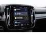 Volvo XC40 B3 177PK Automaat Ultimate Dark / Adaptive cruise control  / Elektrische stoelen / Harman Kardon audio / Pilot assist / Stoel en stuur verwarming / Elektrische achterklep / Parkeersensoren met camera
