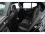 Volvo XC40 B3 177PK Automaat Ultimate Dark / Adaptive cruise control  / Elektrische stoelen / Harman Kardon audio / Pilot assist / Stoel en stuur verwarming / Elektrische achterklep / Parkeersensoren met camera