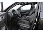 Volvo XC40 B3 177PK Automaat Ultimate Dark / Adaptive cruise control  / Elektrische stoelen / Harman Kardon audio / Pilot assist / Stoel en stuur verwarming / Elektrische achterklep / Parkeersensoren met camera