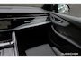 Audi Q8 60TFSI-e 490Pk | Quattro | Competition | Luchtvering | Panoramadak | 'S' Sportstoelen | Spoilerpack | 23'' Vossen
