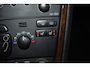 Volvo V70 2.4 T5 Summum | 18 inch Graphite R Wielen | Fullmap Navigatie | Elektrisch schuif-/kanteldak | Elektrisch verstelbare voorstoel + memory | Parkeersensoren voor en achter | Climate Control | Cruise Control | 3 CD-Wisselaar