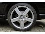 Volvo V70 2.4 T5 Summum | 18 inch Graphite R Wielen | Fullmap Navigatie | Elektrisch schuif-/kanteldak | Elektrisch verstelbare voorstoel + memory | Parkeersensoren voor en achter | Climate Control | Cruise Control | 3 CD-Wisselaar