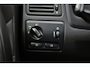 Volvo V70 2.4 T5 Summum | 18 inch Graphite R Wielen | Fullmap Navigatie | Elektrisch schuif-/kanteldak | Elektrisch verstelbare voorstoel + memory | Parkeersensoren voor en achter | Climate Control | Cruise Control | 3 CD-Wisselaar