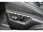 Volvo V70 2.4 T5 Summum | 18 inch Graphite R Wielen | Fullmap Navigatie | Elektrisch schuif-/kanteldak | Elektrisch verstelbare voorstoel + memory | Parkeersensoren voor en achter | Climate Control | Cruise Control | 3 CD-Wisselaar