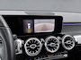 Mercedes-Benz GLB 200 Business Solution Luxury | Panoramadak | Trekhaak Afneembaar | Achteruitrijcamera | Memory Pakket | Sfeerverlichting | Widescreen | Stoelverwarming | Multibeam LED | Privacy Glas Achter | Keyless-GO | Elektrisch Bedienbare Achterklep