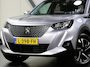Peugeot e-2008 EV Blue Lease Allure 50 kWh 136PK | 1ste eigenaar | ACCU 90% | AppleCarPlay/AndroidAuto | Climate Control | Adaptive Cruise Control | Camera | Keyless | FULL LED | LMV | Parkeersensoren | Privacy Glass | Isofix | DAB Radio |