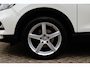Nissan Qashqai 1.2 N-Connecta|Pano|360 cam.|Trekhaak|Dealero.h.