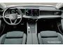 Volkswagen Passat Variant 1.5 eTSI 150Pk Aut. | Business | 360° Camera | LED | 17'' | Oryx White