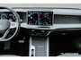 Volkswagen Passat Variant 1.5 eTSI 150Pk Aut. | Business | 360° Camera | LED | 17'' | Oryx White
