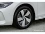 Volkswagen Passat Variant 1.5 eTSI 150Pk Aut. | Business | 360° Camera | LED | 17'' | Oryx White