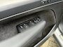 Volvo XC40 2.0 B4 Plus Dark | Trekhaak | Stoelverwarming | Memory | Harman/Kardon |