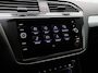 Volkswagen Tiguan 1.5 TSi 130 Pk Comfortline Business | Adaptive Cruise | Stoelverwarming | Trekhaak | Climatronic | 17 Inch | 106.528 Km !!