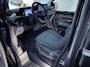 Ford E-Transit Custom 320 L2H1 Limited 65 kWh met o.a. een elektrisch wegklapbare trekhaak, een achteruitrijcamera, dodehoekdetectie en 17 inch lichtmetalen velgen
