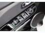 Renault Clio Estate 1.2 GT/ Automaat/ Stoelverw./ Sportstoelen/ 17''LMV/ Flippers/ Keyless/ LEDER/ Clima/ Cruise/ Navi/ Multi.Stuur/ Elek.Pakket/ Isofix/ PDC Achter.
