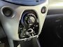 Toyota Aygo 1.0 VVT-i x-play NL Auto Dealer Onderhouden Carplay Camera