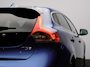 Volvo V40 T3 Polar+ Sport R-Design / Afn. trekhaak / Harman Kardon / Pan. dak / Stoel+stuurwielverwarming / DAB+