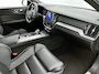 Volvo S60 2.0 B4 Plus Dark Sport interieur | Trekhaak | 19 inch | Camera |