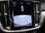 Volvo S60 2.0 B4 Plus Dark Sport interieur | Trekhaak | 19 inch | Camera |