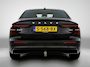 Volvo S60 2.0 B4 Plus Dark Sport interieur | Trekhaak | 19 inch | Camera |