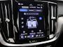 Volvo S60 2.0 B4 Plus Dark Sport interieur | Trekhaak | 19 inch | Camera |