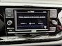 Volkswagen Polo 1.0 TSI Life Airco - Apple carplay - Navigatie - Parkeersensoren voor en achter - Licht metalen velgen 17 inch - Radio - Regensensor - Cruise control - Led verlichting - Bluetooth - Elektrische ramen - Start/stop systeem - Stuur leder - Stuur multifunctioneel - Centrale vergrendeling met afstandsbediening