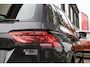Volkswagen Tiguan 2.0 TSI 4Motion Highline | Carplay | Head up | Sport stoelen |