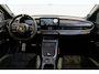 Abarth 600e Scorpionissima 54 kWh | Tot 8 Jaar Garantie | Camera | Navigatie | 20 inch Lichtmetaal | Sabelt Stoelen | Verwarmde stoelen |
