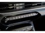 Abarth 600e Scorpionissima 54 kWh | Tot 8 Jaar Garantie | Camera | Navigatie | 20 inch Lichtmetaal | Sabelt Stoelen | Verwarmde stoelen |
