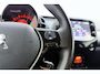 Peugeot 108 1.0 e-VTi Première | Trekhaak | Keyless start | Climate control | Lichtmetalen velgen |