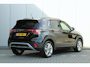 Volkswagen T-Cross 1.0 TSI 115pk DSG Life 'Goal' | Trekhaak Afn. | CarPlay & Android Auto| Park Assist
