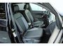 Volkswagen T-Cross 1.0 TSI 115pk DSG Life 'Goal' | Trekhaak Afn. | CarPlay & Android Auto| Park Assist