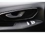 Mercedes-Benz Vito 116 CDI Lang Camera | 18 inch | Leer | PDC | 2500kg trekhaak! | Bumpers in kleur